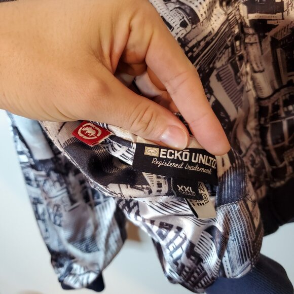 NOT FOR SALE Poshmark will Restrict Sellers Accounts If We Delete Too Many Items - Picture 8 of 9